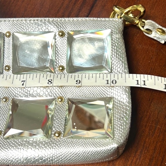1990’s Statement Clutch w/Wrist Wrap, HEAVIER Piece, Silver Textured Back ,VTG - Picture 11 of 11